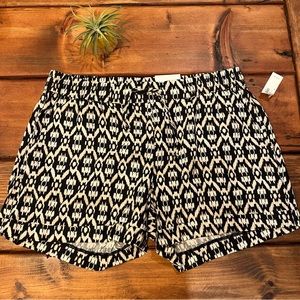 Women’s Shorts NWT
